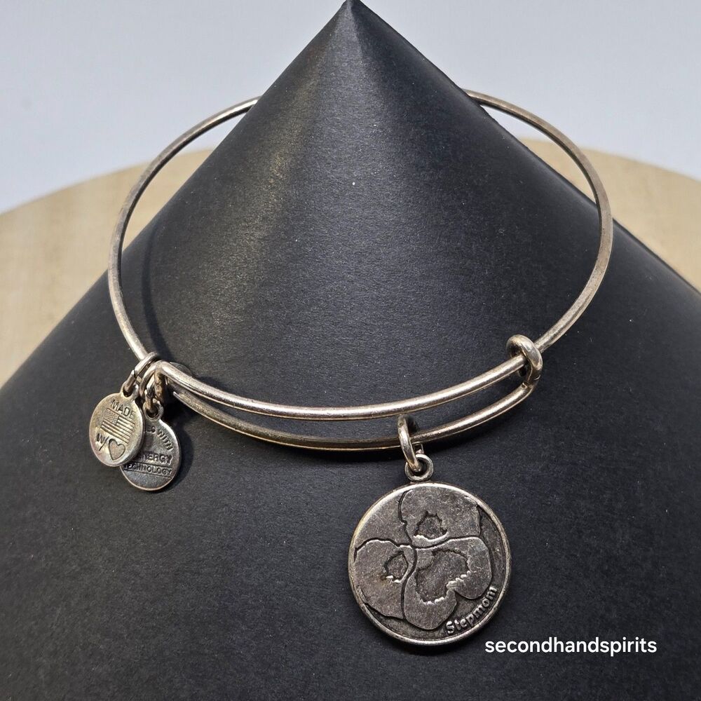 Authentic Alex & Ani Stepmom Silver Tone Expandable Charm Bracelet With Box.
